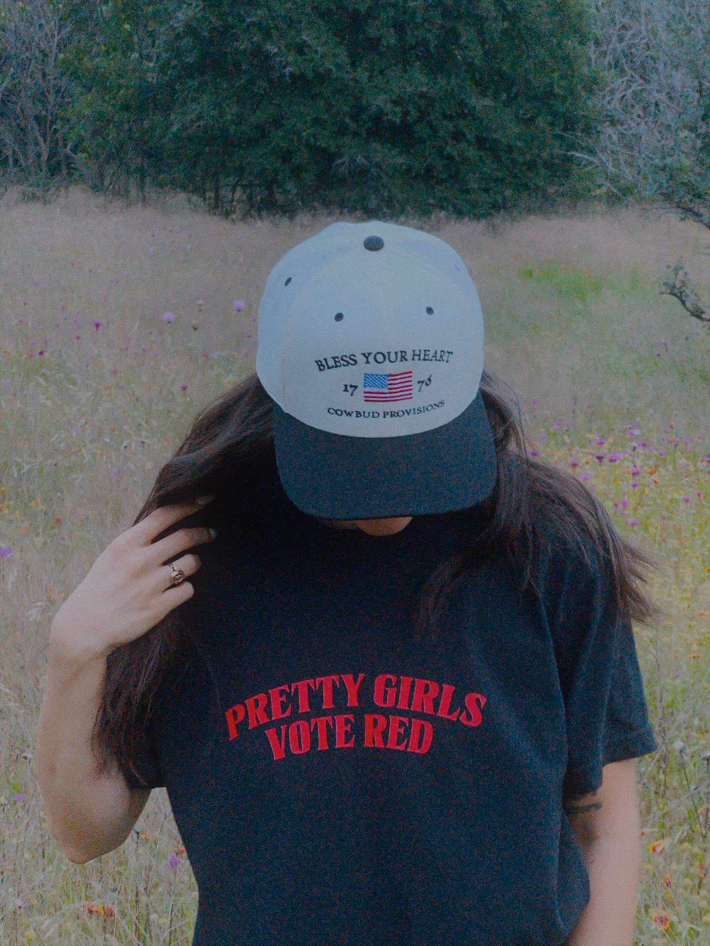 Pretty Girls Vote Red Black Tee