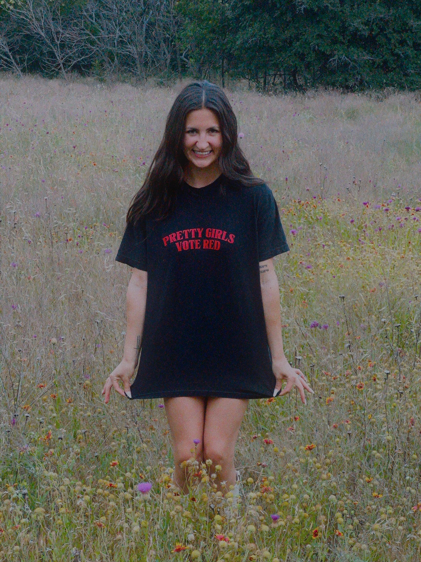 Pretty Girls Vote Red Black Tee